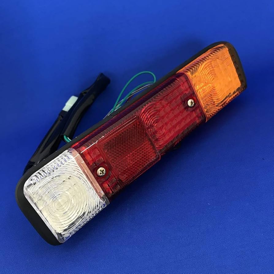 Amazon.co.jp: Vin フォークリフト テールランプASSY TTLA-23600-12
