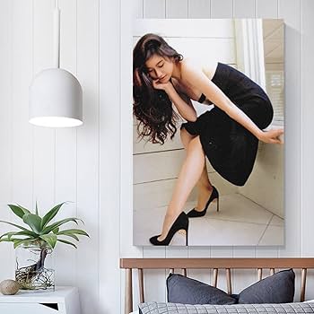 Amazon.co.jp: 篠原涼子下着セクシー写真壁飾りポスター キャンバス