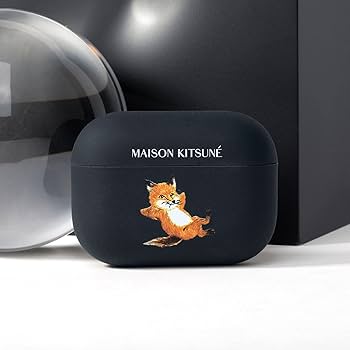 Amazon | MAISON KITSUNE Chillax Fox シリコン製AirPods Pro対応