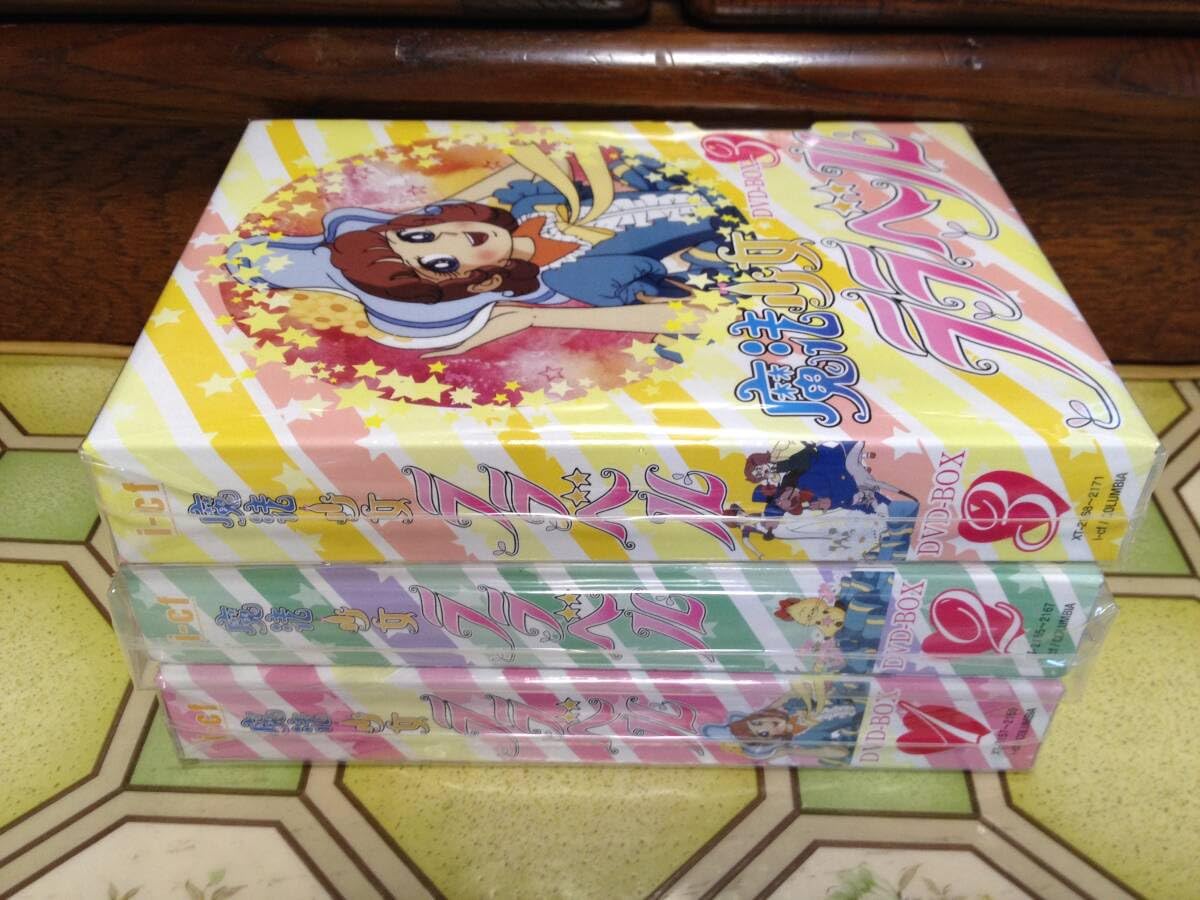 レア 魔法少女ララベル DVD-BOX1からDVD-BOXⅢ Amazon.co.jp: 魔法少女