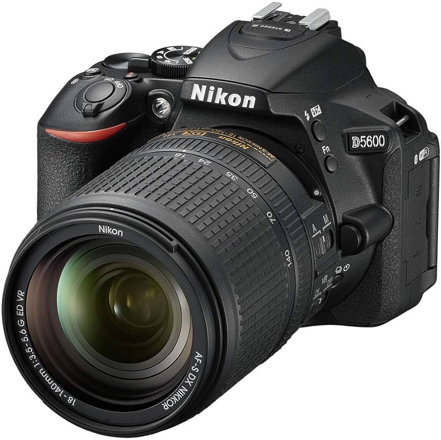 Amazon.com : Nikon D5600 DSLR Camera with 18-140mm Lens (1577) +