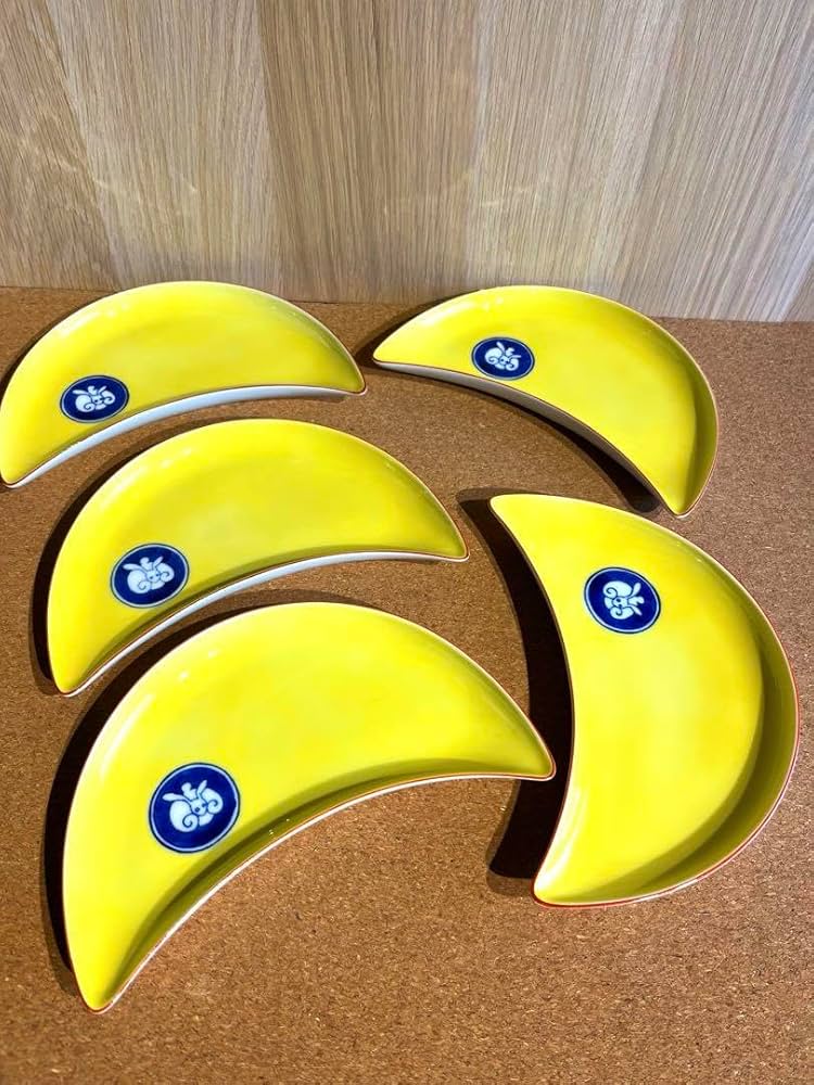 Amazon | 廃盤 深川製磁 百年庵 黄地 兎 うさぎ 半月取皿揃 5枚管理