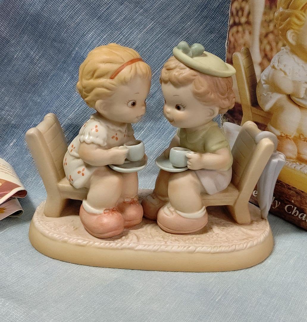 Amazon.co.jp: ルーシー アトウェル