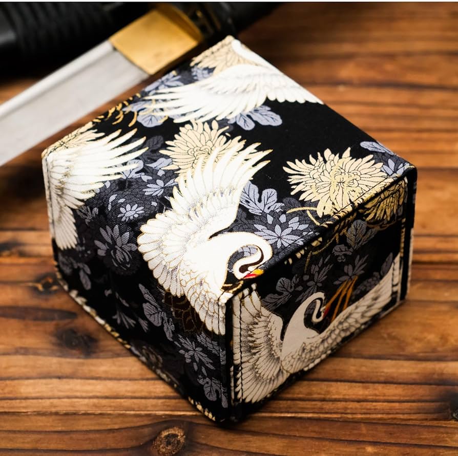 Amazon.com: KakapopoTCG The Geisha Deckimono: a Kimono patterned