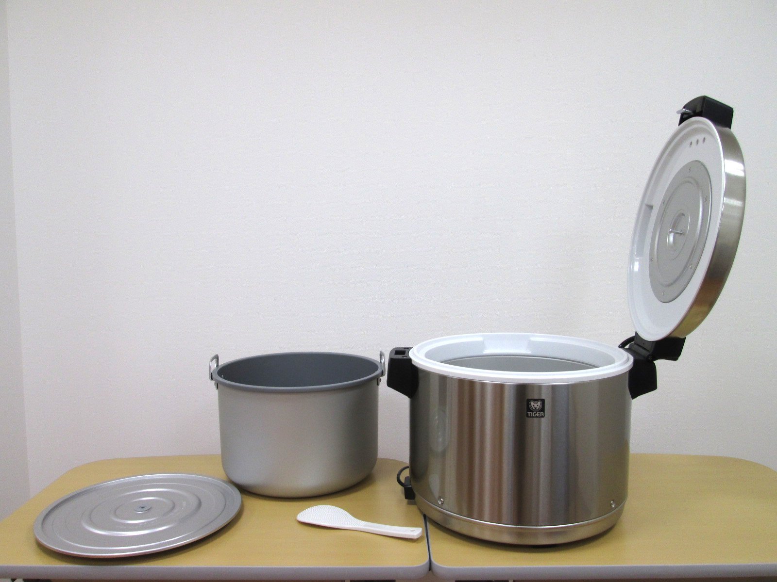 Amazon | タイガー 電子 ジャー 保温 専用 四升 ステンレス 業務用 JHC