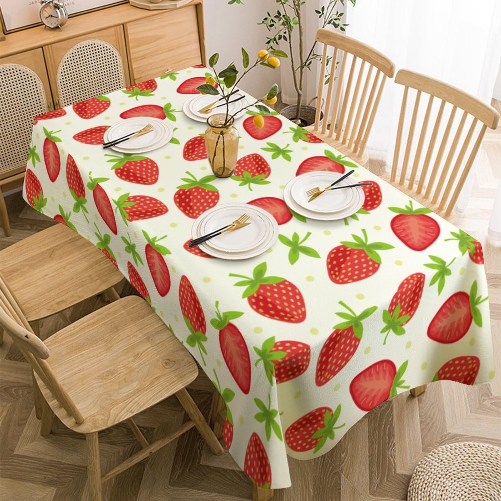 Amazon｜テーブルクロス 長方形 いちご柄 苺柄 イチゴ柄 テーブル