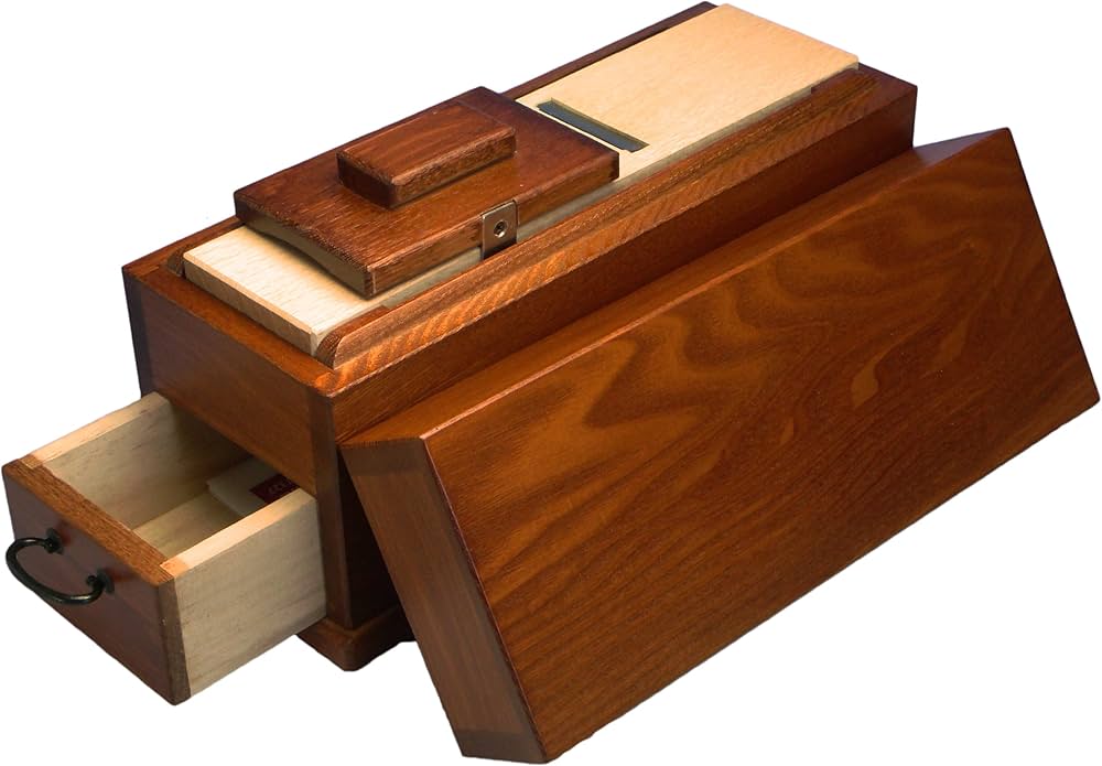 Amazon.co.jp: 最高級かつお節削り器 削り名人NO.1 青紙鋼2号(日立安来