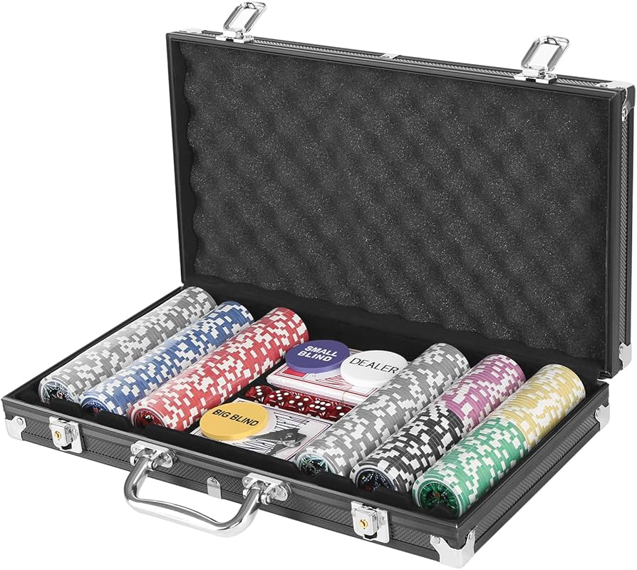 Amazon | ポーカーセット チップ 300枚 数字入り トランプ2セット 本格