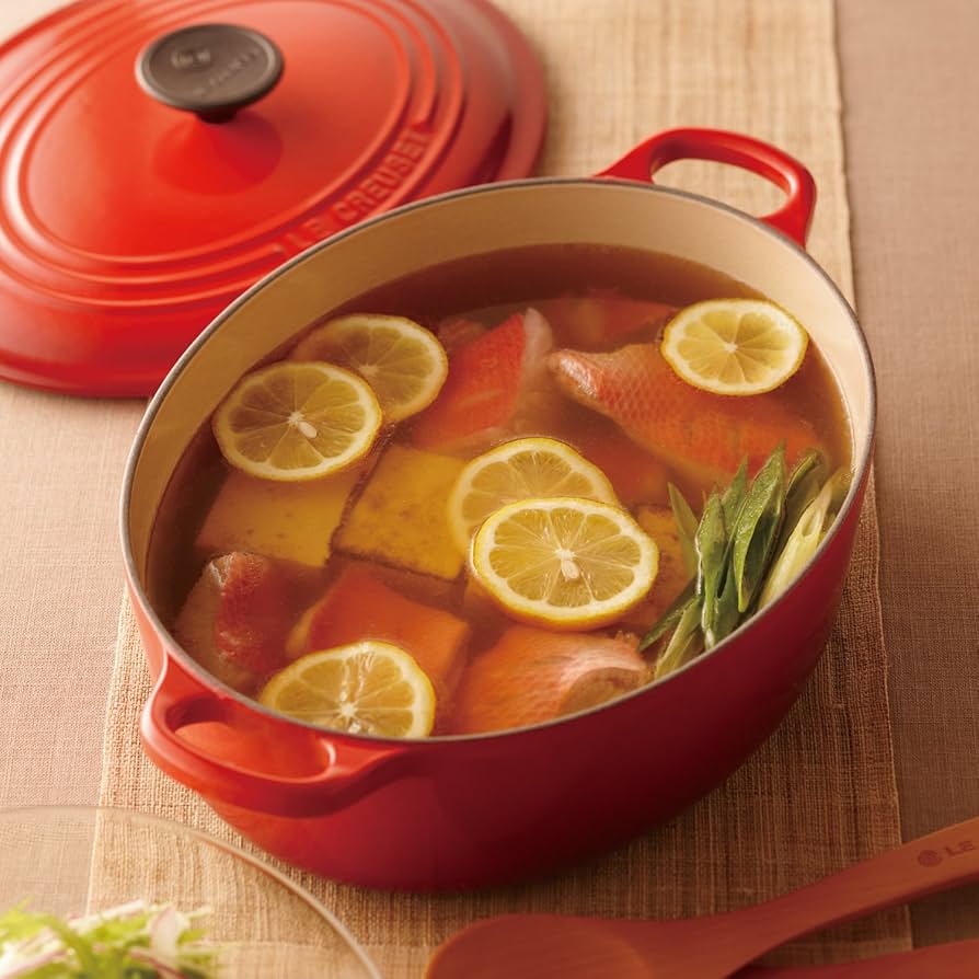 Amazon｜ル・クルーゼ(Le Creuset) 鋳物 ホーロー 鍋ココット