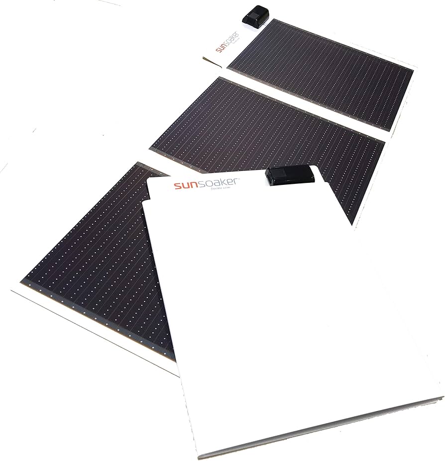Amazon | SunSoaker (サンソーカー）A4-3F 携帯充電用太陽電池シート