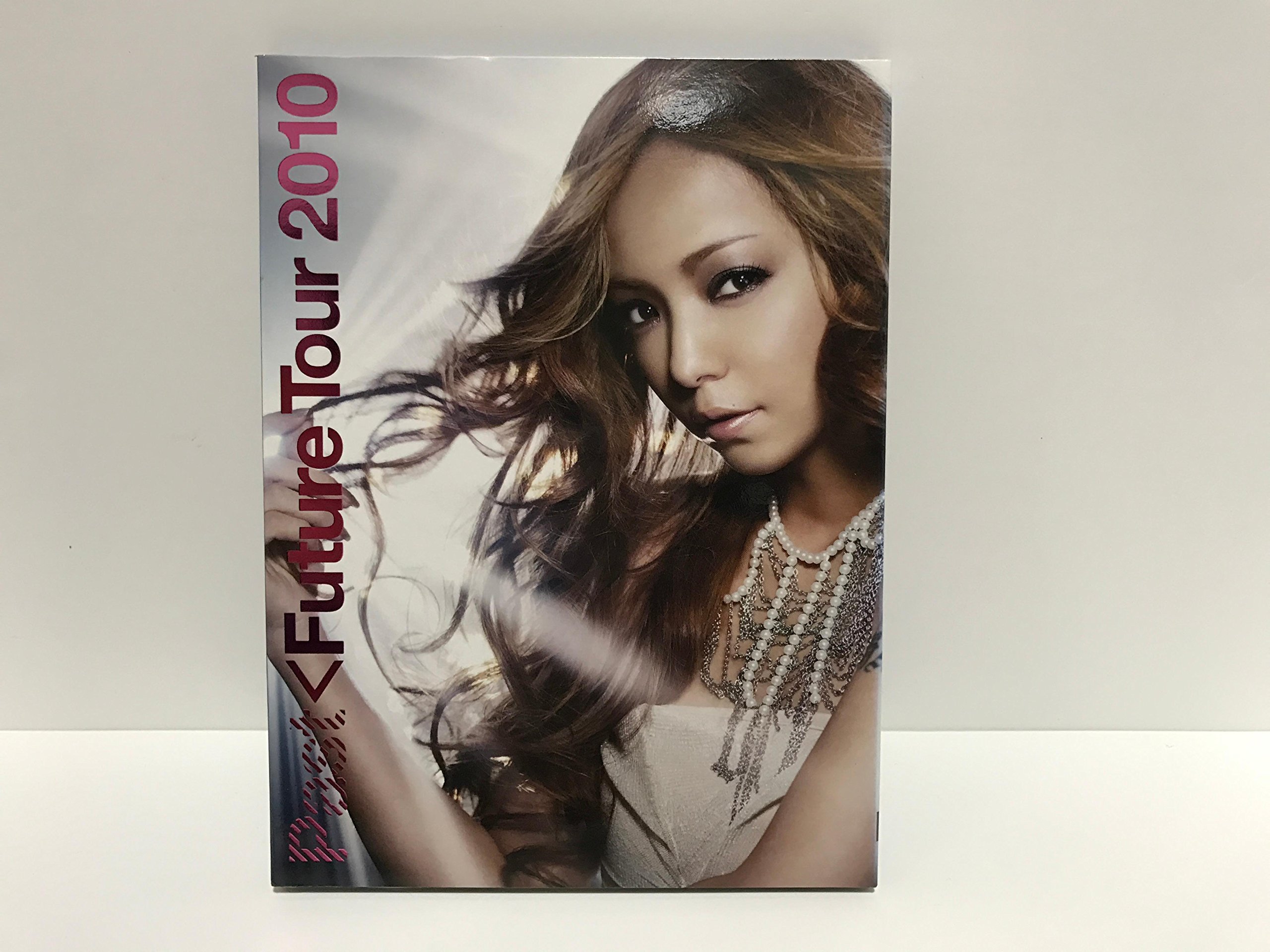 Amazon.co.jp: namie amuro PAST < FUTURE tour 2010 [DVD] : 安室