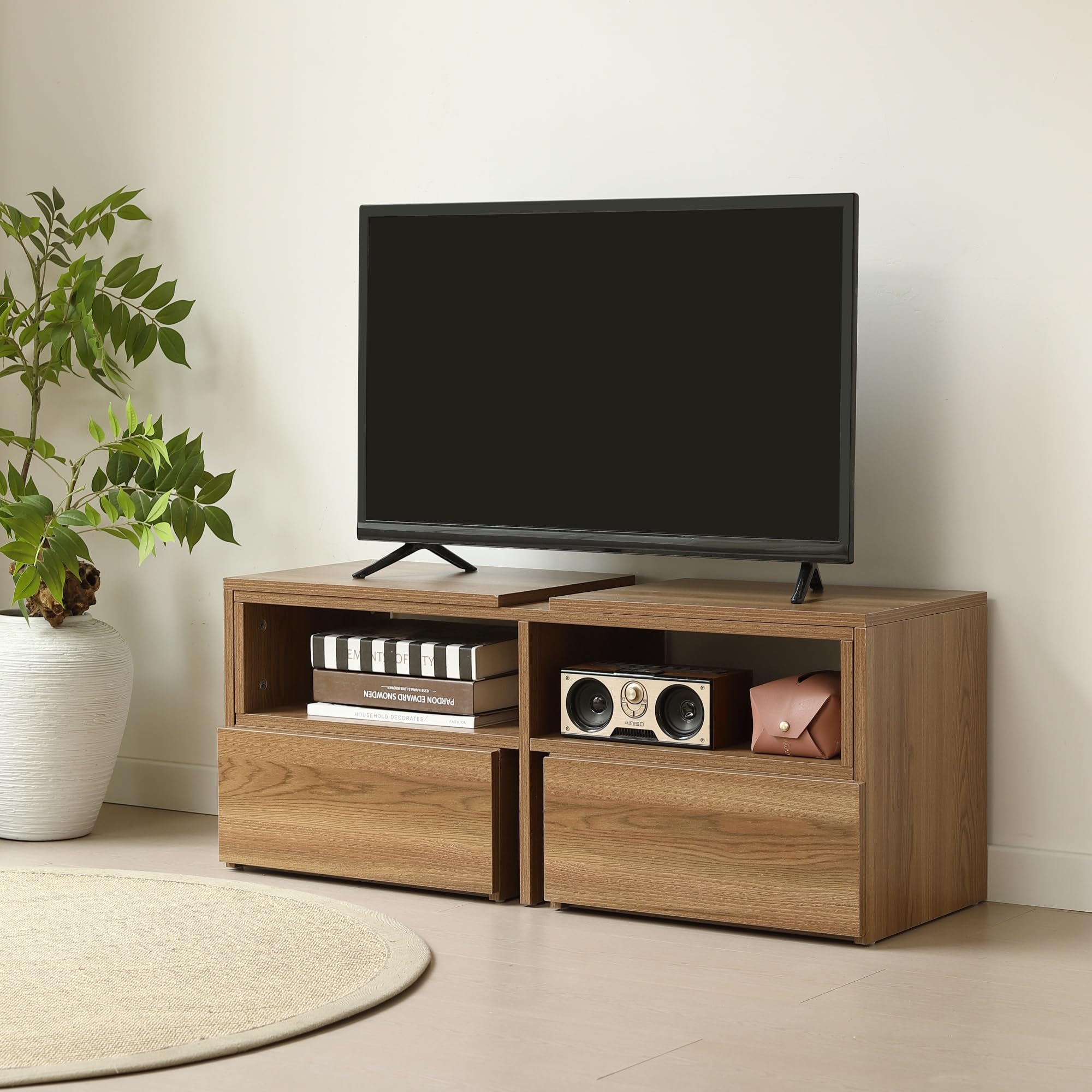 Amazon｜テレビ台 ローボード 伸縮 角度自由 幅93～172cm【32-55V型