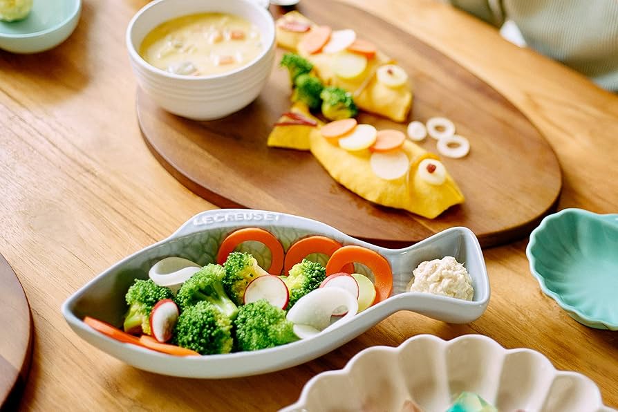 Amazon｜ル・クルーゼ(Le Creuset) 深皿 皿 魚 フィッシュ・ディッシュ