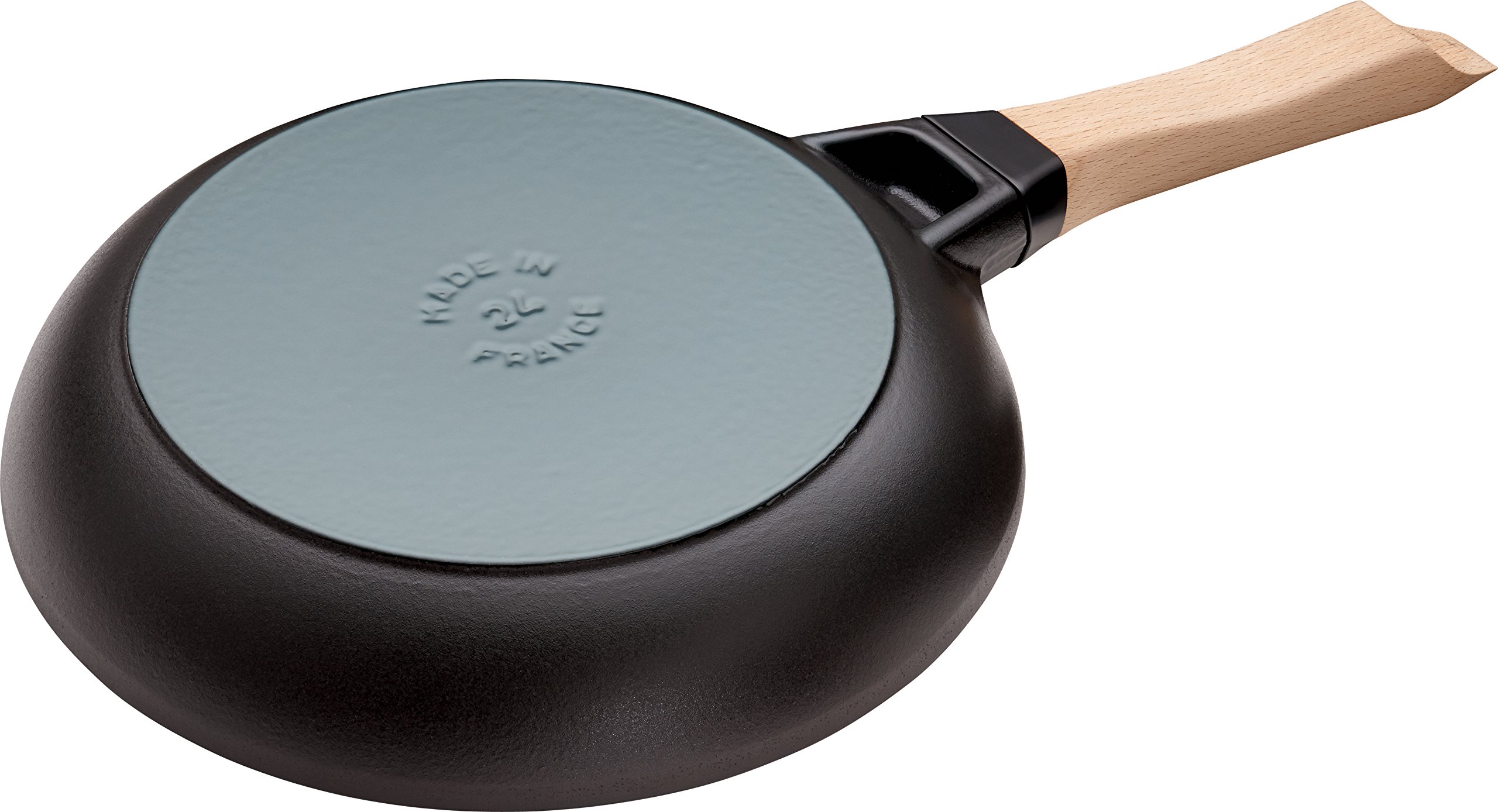 Amazon｜staub ストウブ 「 ウッドハンドル フライパン 24cm 」 鋳物