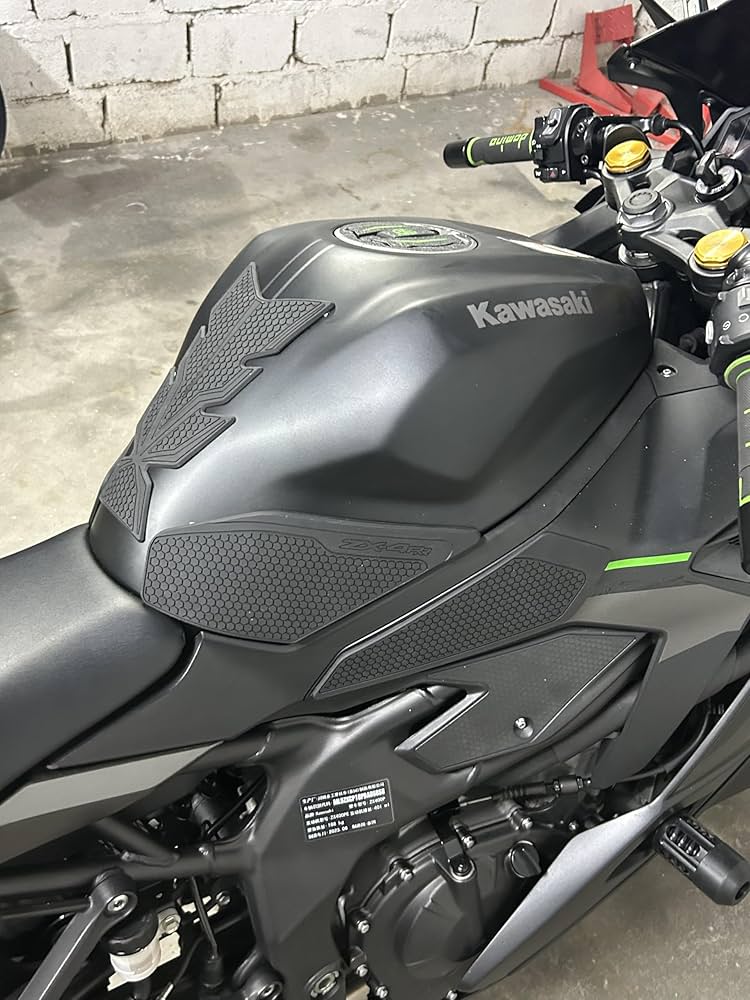 Amazon | トラクションパッド タンクキット に対応 カワサキ ZX-25R/SE