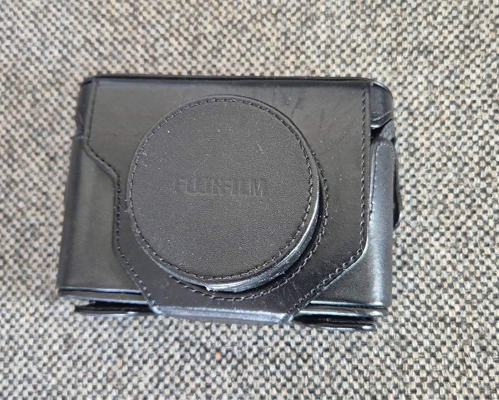 Amazon.co.jp: FUJIFILM カメラケース X10用 レザー F LC-X10 : 家電