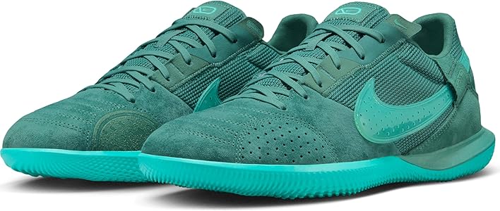 Amazon.com | Nike Streetgato Low-Top Soccer Shoes (DC8466-302