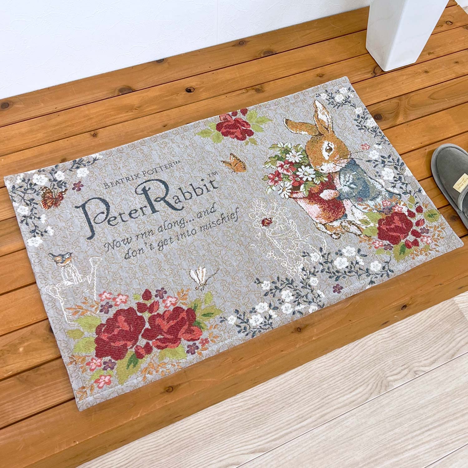 Amazon | 玄関マット ピーターラビットのシェニールマット ブーケ 約