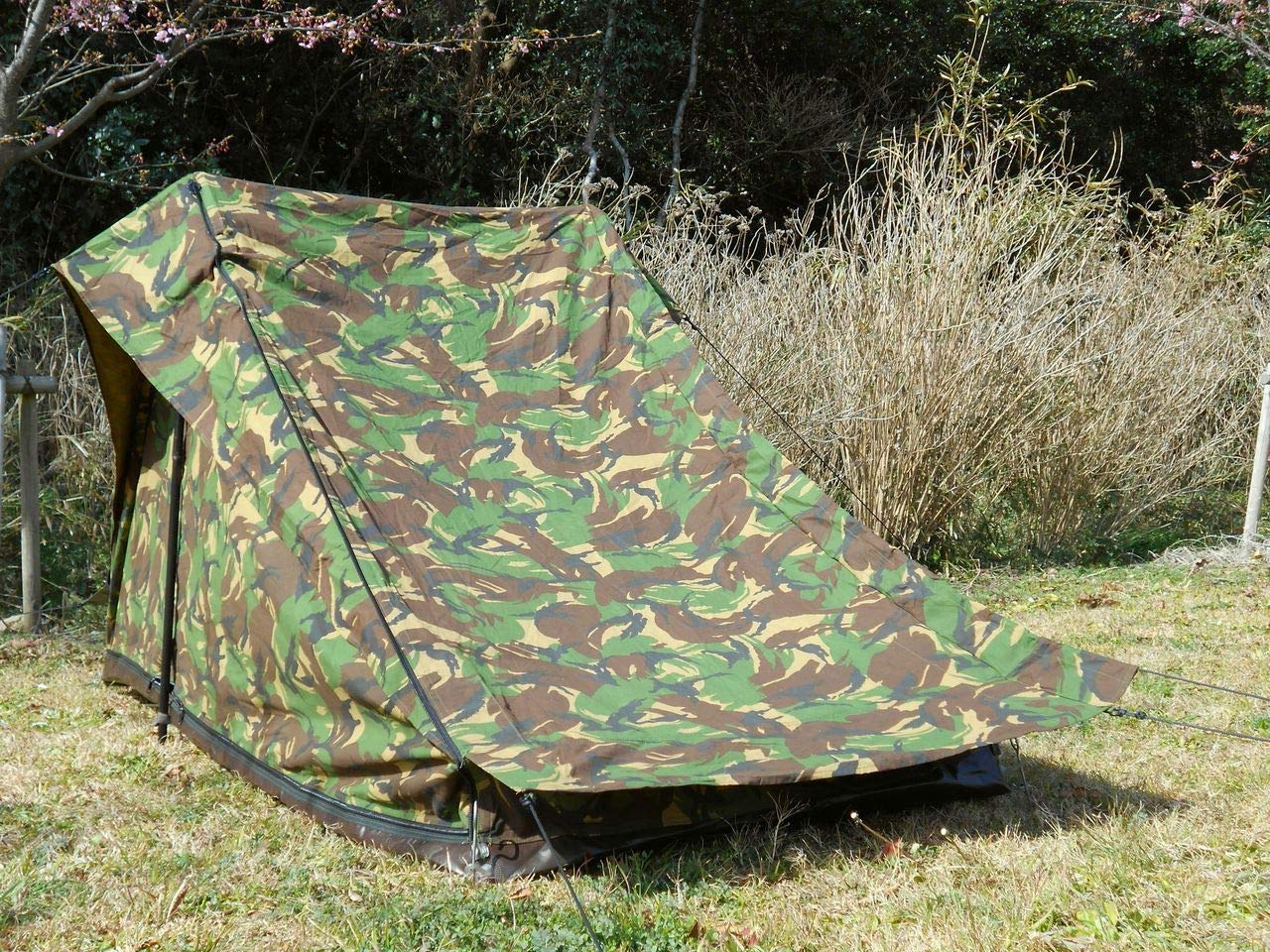 Amazon.co.jp: オランダ軍 テントセット DPMカモ ※純正ポール・ペグ