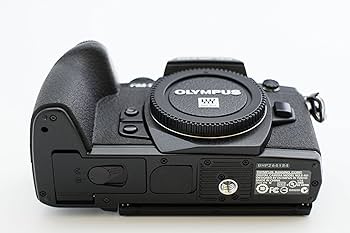 Amazon | OLYMPUS ミラーレス一眼 OM-D E-M1ボディ ブラック 防塵 防滴