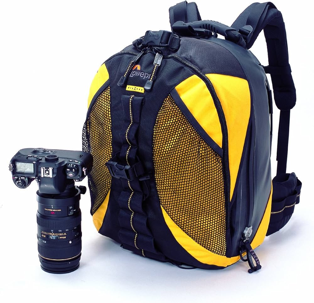 Amazon | Lowepro カメラリュック ドライゾーン200 20L 三脚取付可