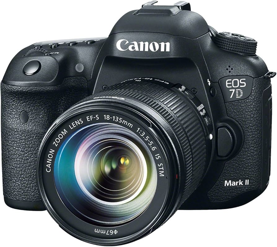 Amazon.com: Canon EOS 7D Mark II Digital SLR Camera with 18-135mm