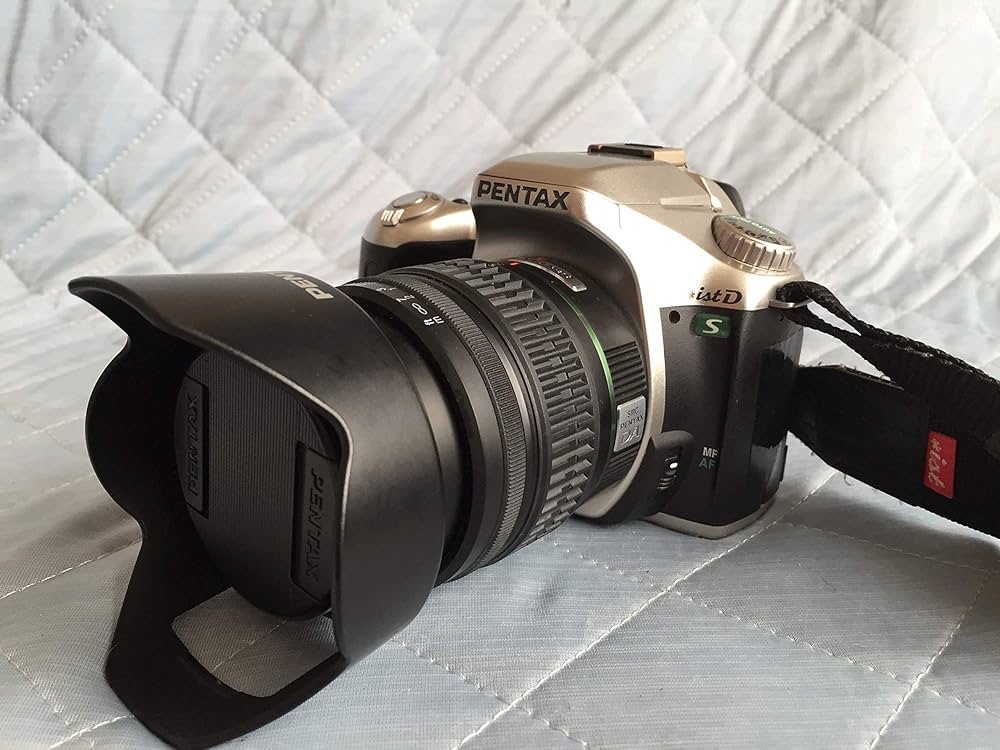 Amazon | PENTAX *ist Dsレンズキット デジタル一眼レフカメラ [DA18