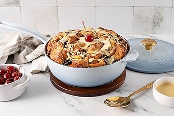 Amazon｜ル・クルーゼ(Le Creuset) 鋳物 ホーロー 鍋 マルミット 両手