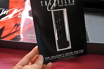 Amazon.com: The X-Files: Fight the Future (Special Collector's