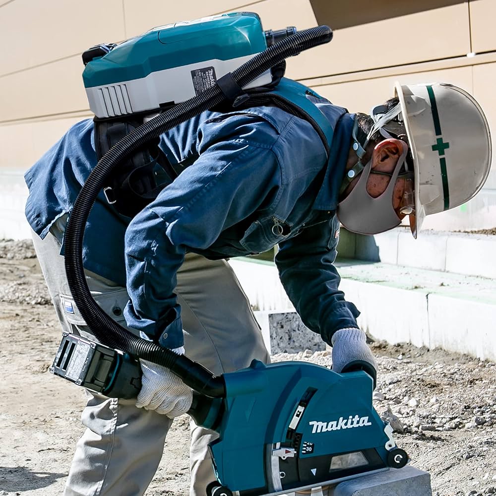 Amazon | マキタ(Makita) 充電式背負集じん機 40Vmax バッテリ・充電器