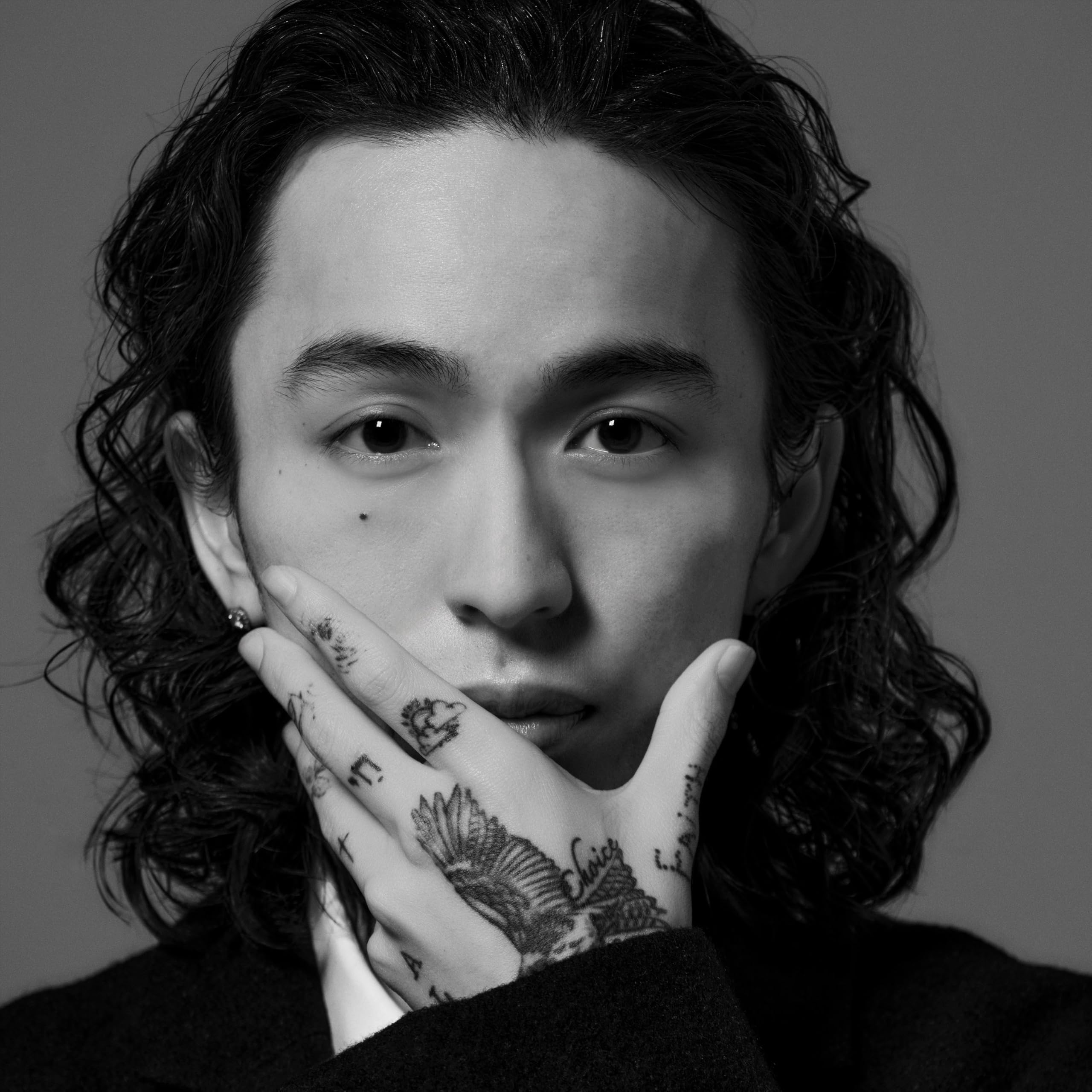 Tiji JojoのPLAYER 1 [Explicit]からの楽曲Ballistic [Explicit]を