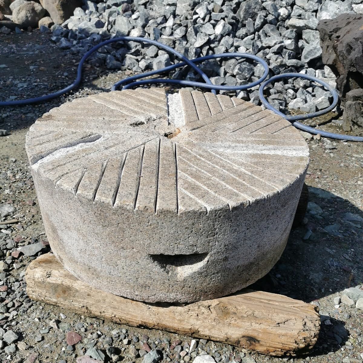 Amazon.co.jp: 石臼2石セット庭石鑑賞石石盆石水石灯籠庭坪庭盆栽