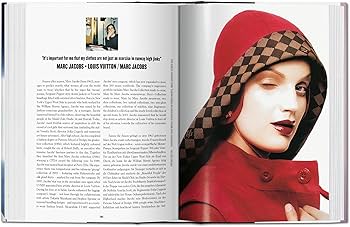 100 Contemporary Fashion Designers (Bibliotheca Universalis