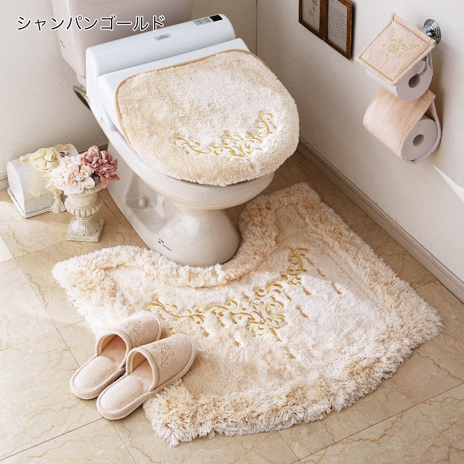 Amazon｜[ベルメゾン] トイレマット ラインストーン 刺繍 エレガント