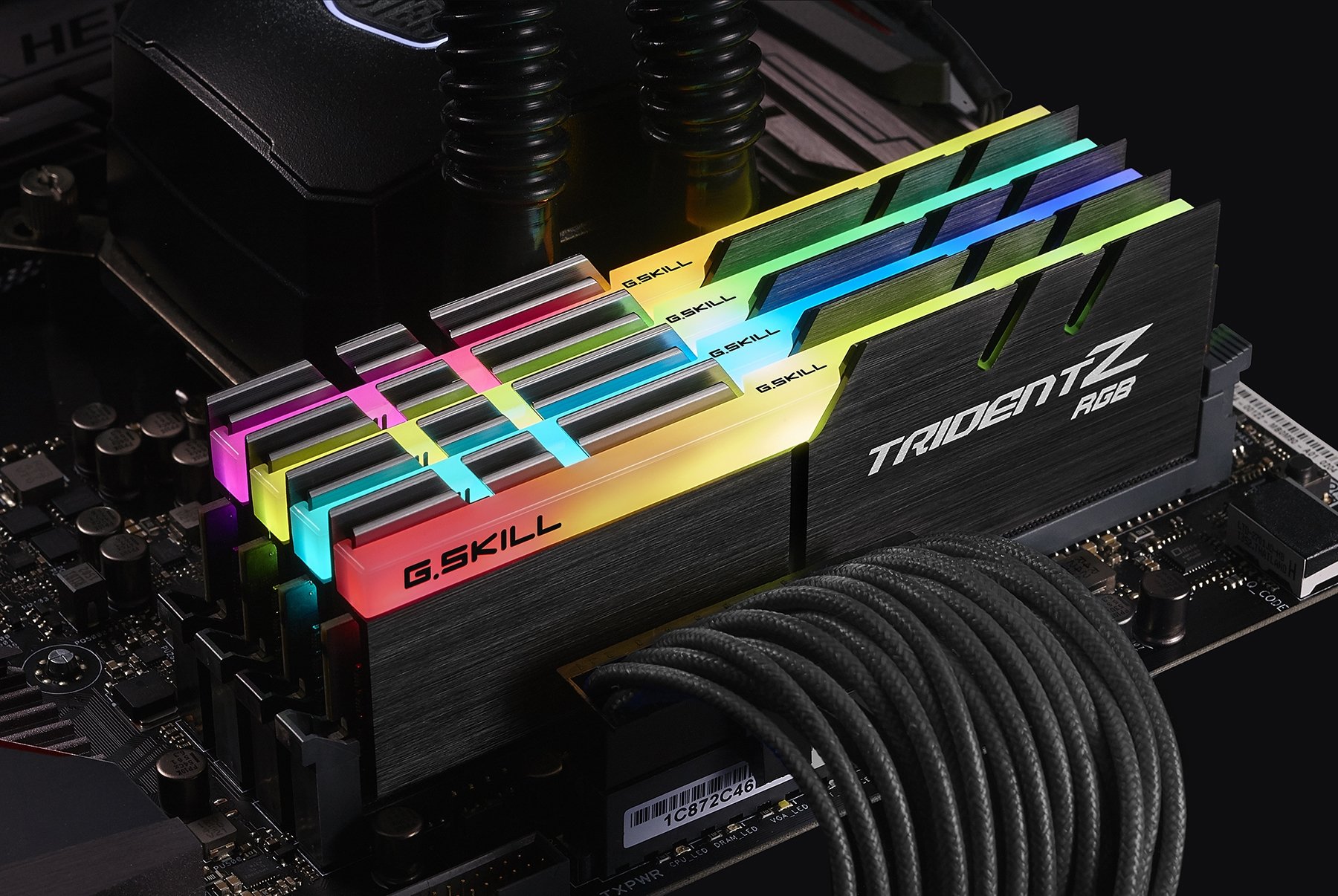 Amazon.co.jp: G.SKILL 32GB (4 x 8GB) TridentZ RGBシリーズ DDR4 PC4