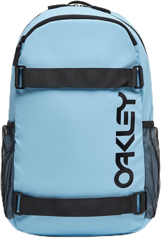 Amazon.com | Oakley The Freshman Skate Backpack | Casual Daypacks