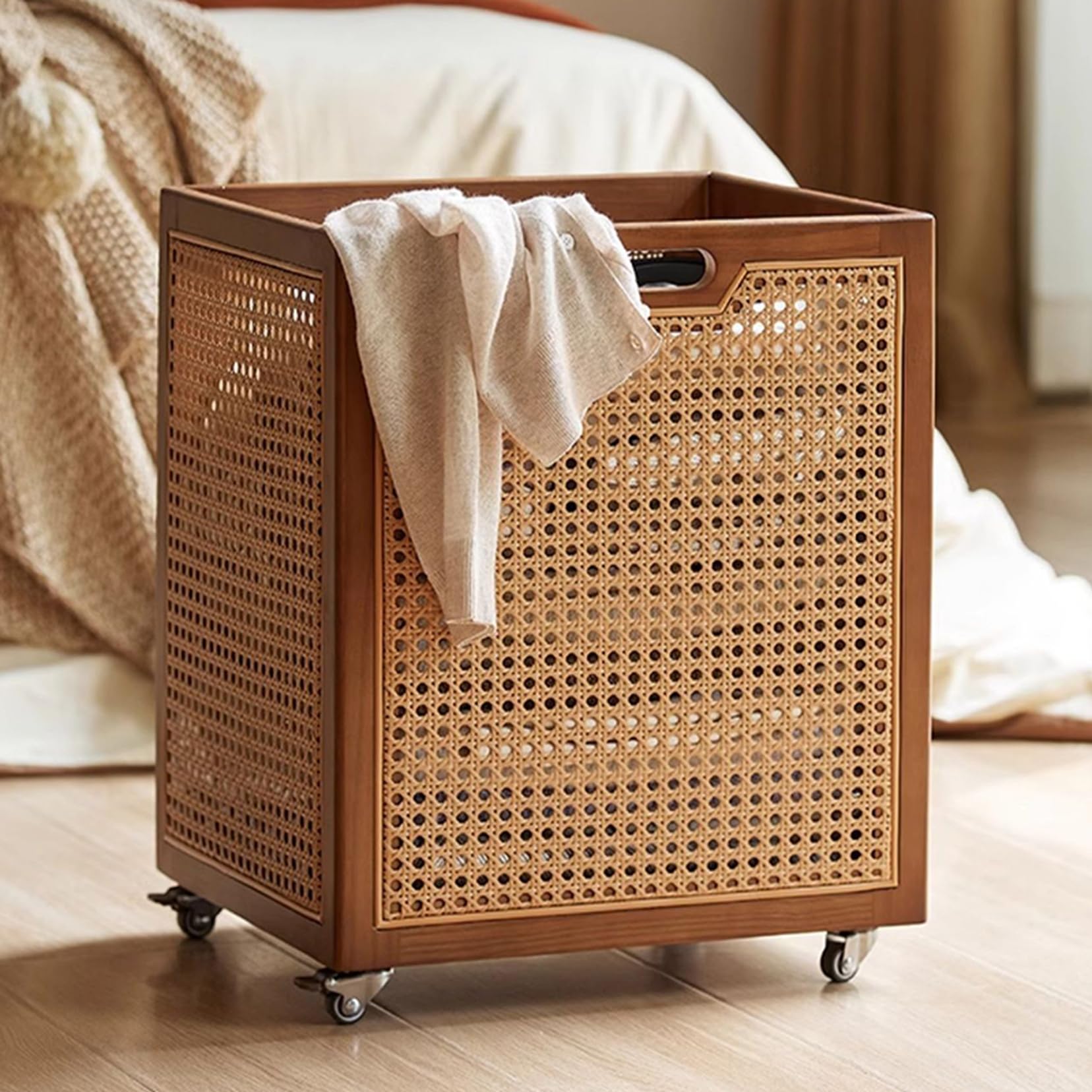 Amazon｜MJKQ9 籐編み ラタン ランドリー 脱衣カゴ 木製 キャスター