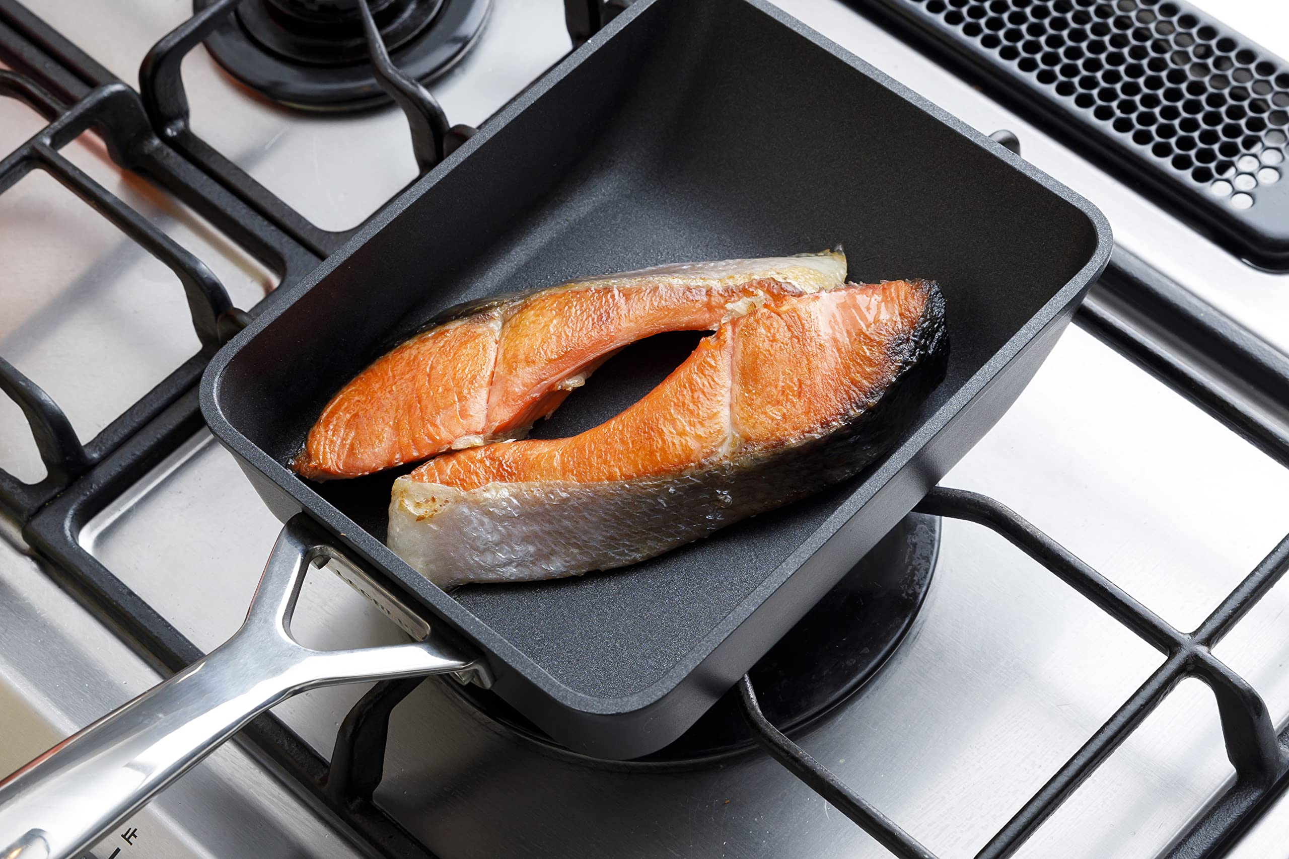 Amazon｜ル・クルーゼ(Le Creuset) TNS エッグパン フライパン 26cm 卵