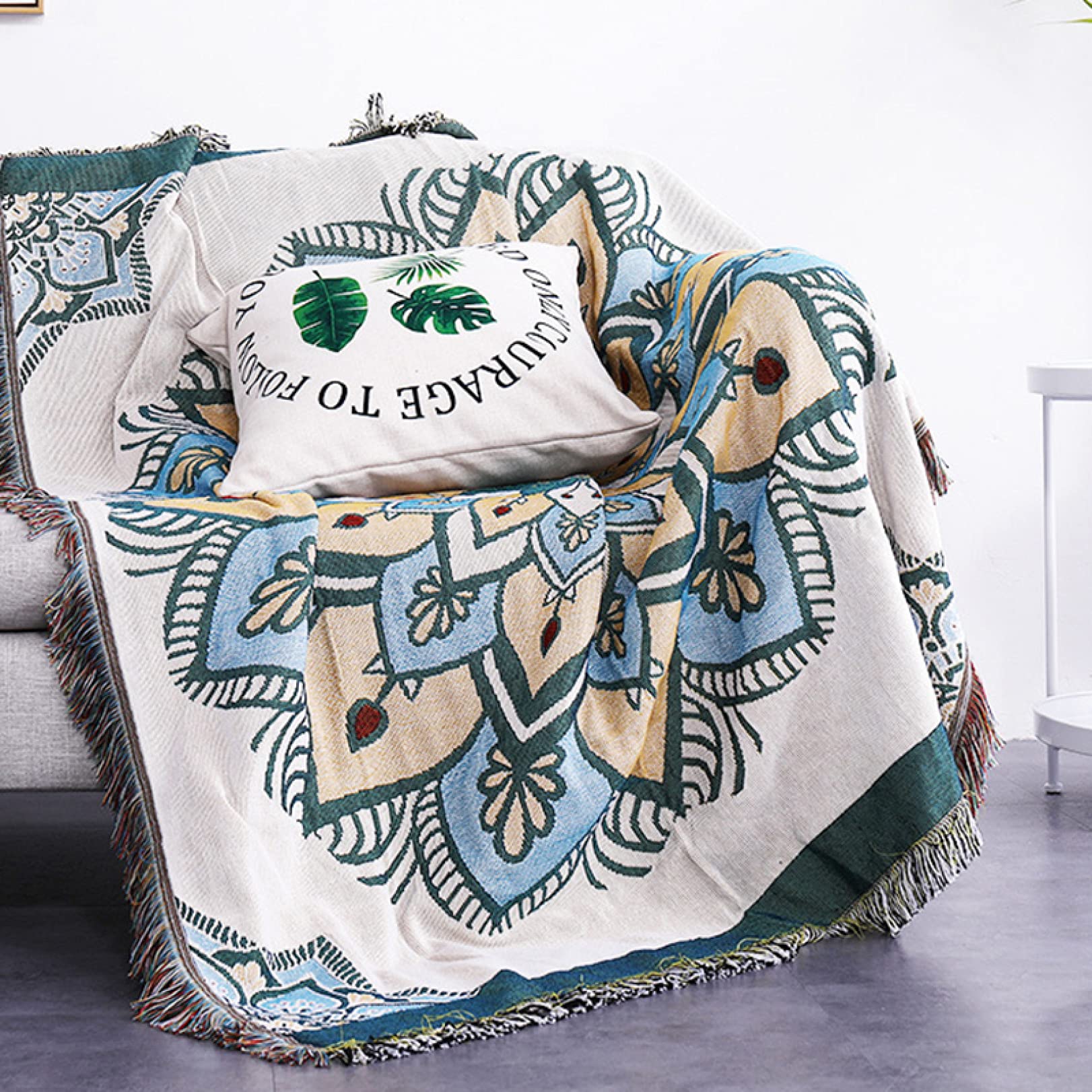 Amazon｜北欧風 ブランケット マルチカバー ソファカバー おしゃれ 130