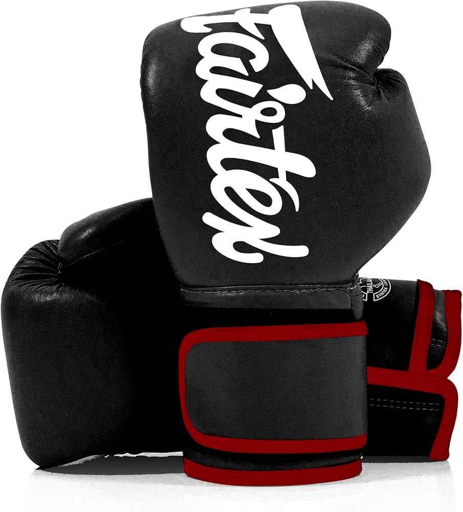 Amazon.co.jp: Fairtex hg13ヘッドガード – レースUpヘッドボクシング