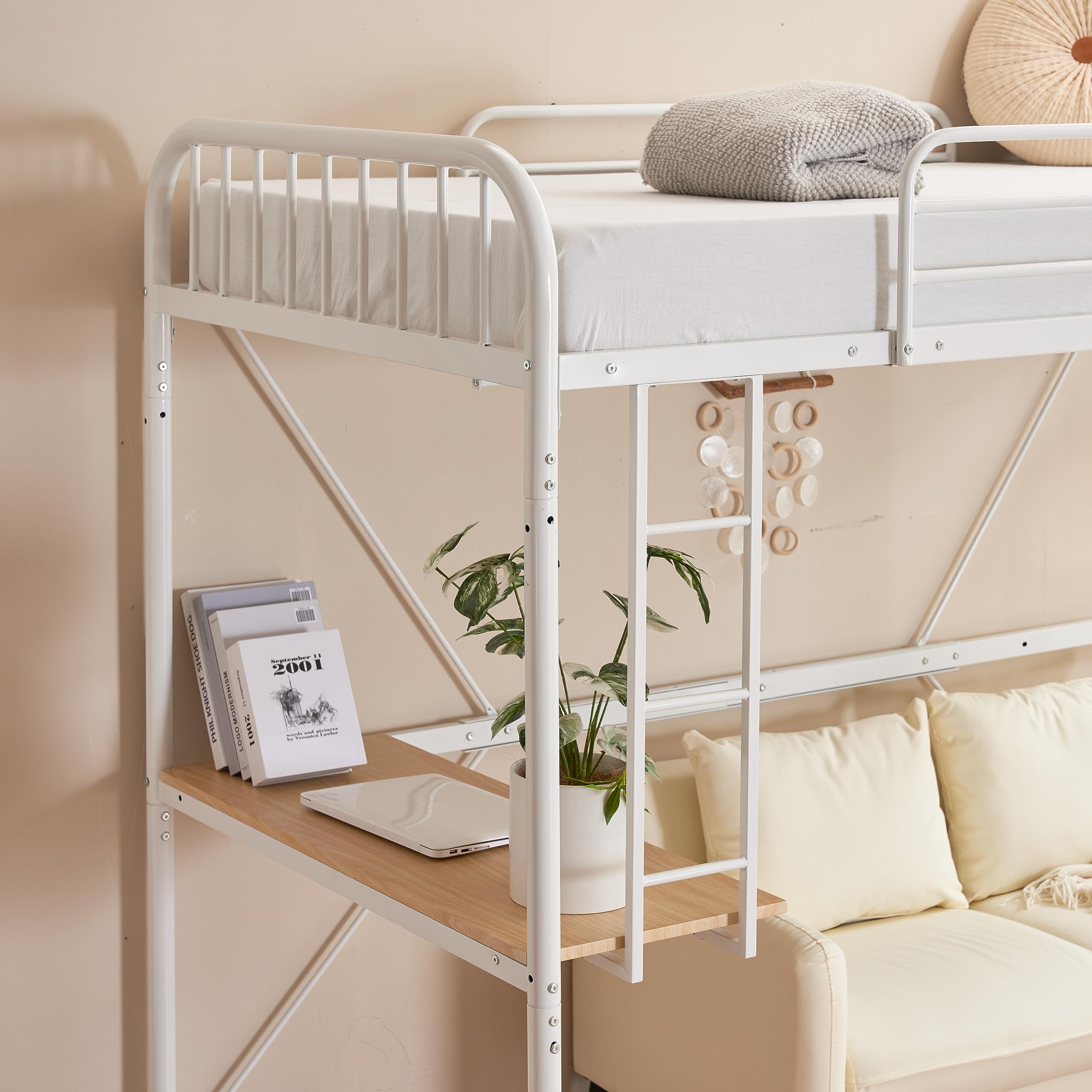 Amazon｜多機能ロフトベッド デスク付き 宮付き ハンガーポール2本