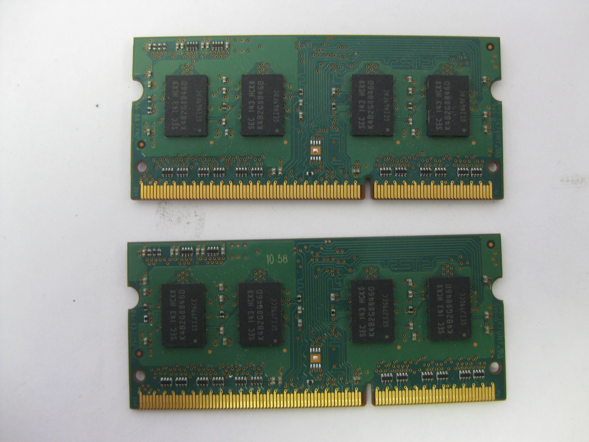 2GB PC3-12800 DDR3-1600 CL11 8c 256x8 1Rx8 1.5V 204-pin SDRAM