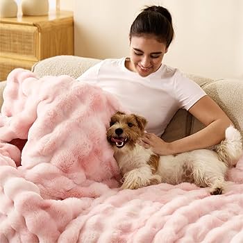Amazon.com: Bedsure GentleSoft Fluffy Fuzzy Twin Blanket, Soft