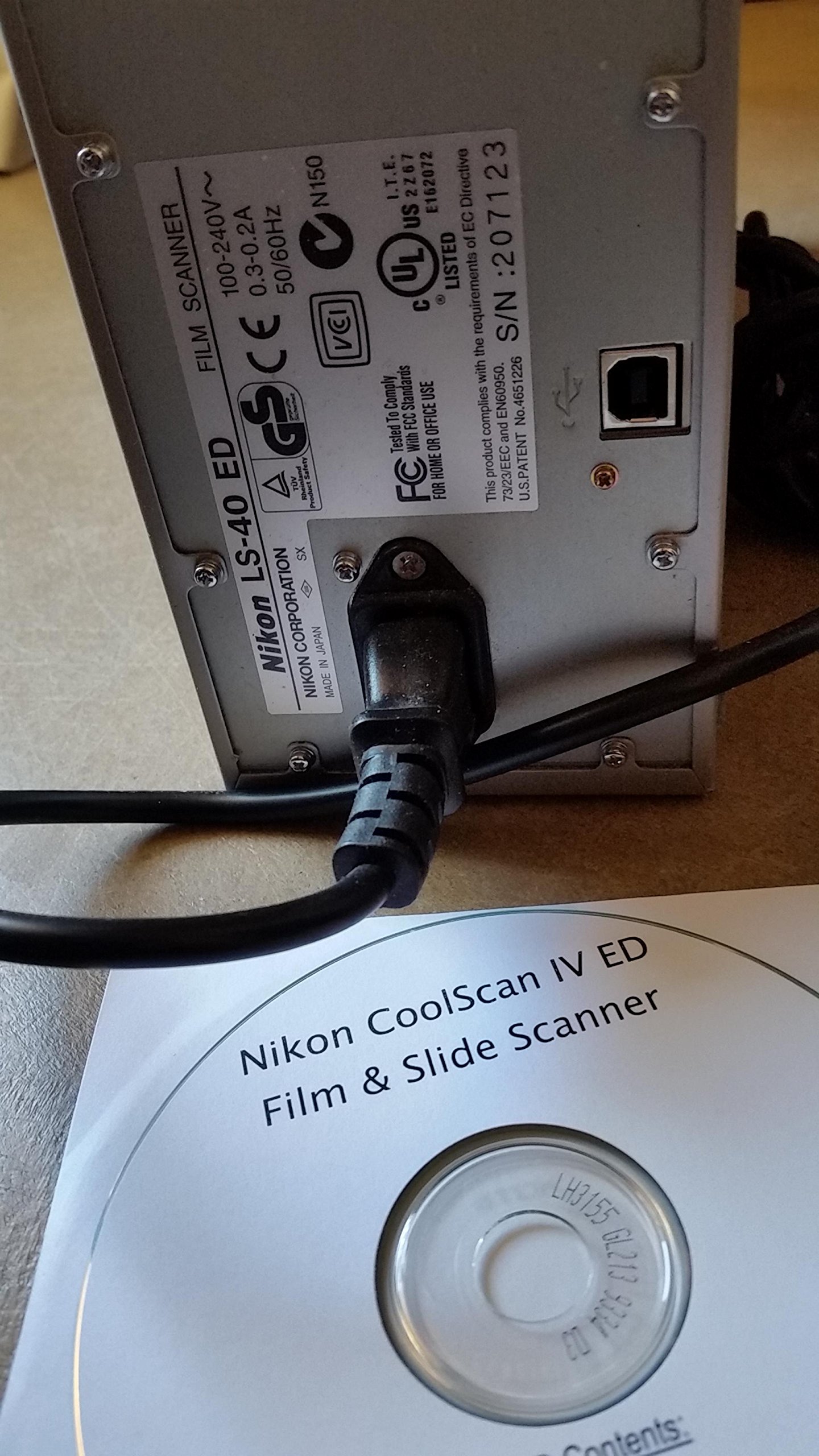 Amazon | Nikon Coolscan IV ED USBフィルムスキャナー。 | Nikon