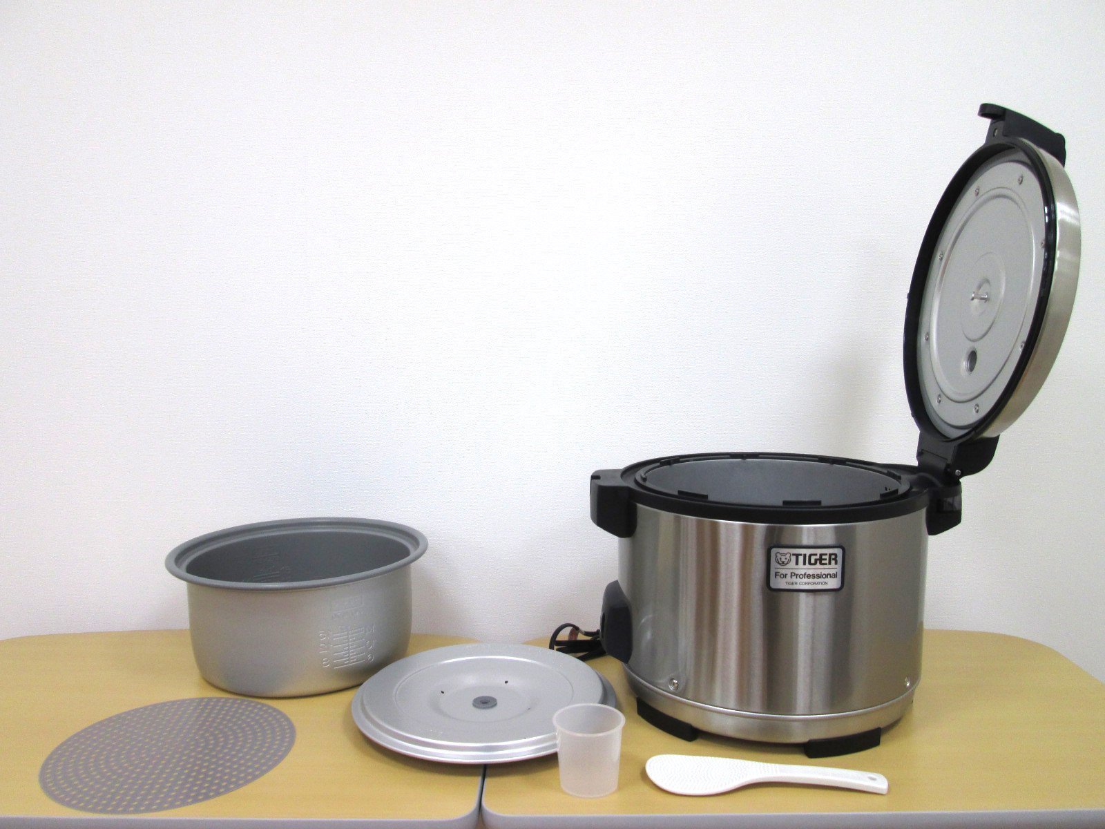 Amazon | タイガー魔法瓶(TIGER) 炊飯器 「炊きたて」 業務用 一升5合