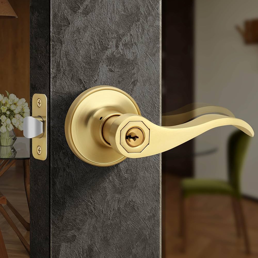 Moquin Wavy Style Gold Door Handle with Lock and Key, Keyed Entry
