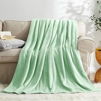 Amazon.com: KMUSET Sage Green Fleece Throw Blanket for Bed