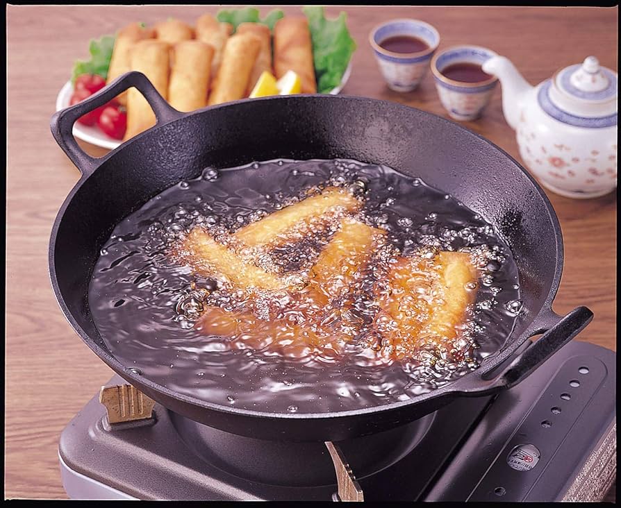 Amazon｜岩鋳 Iwachu 中華鍋 深型(中) 黒 内径31.5cm 直火用 南部鉄器