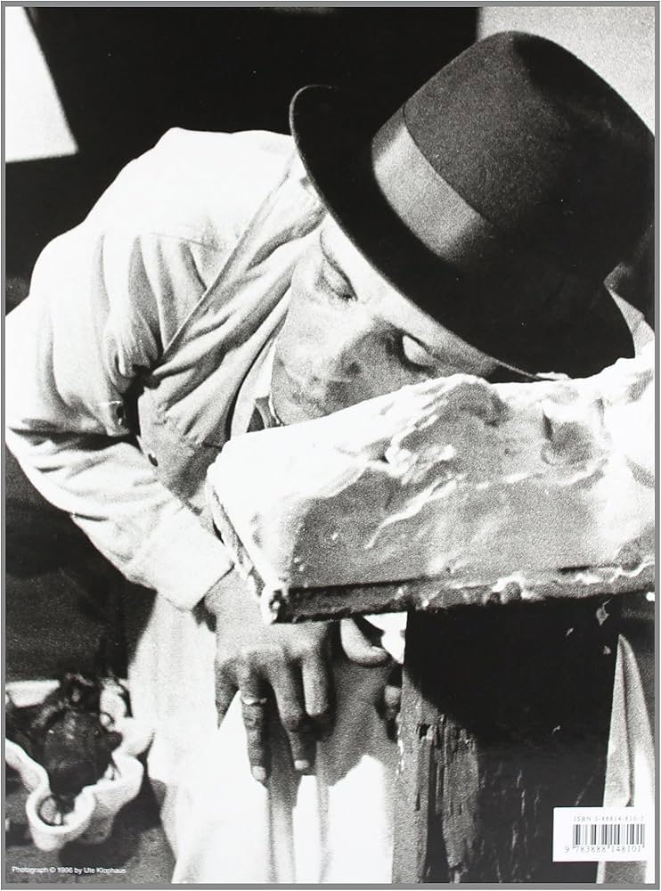 Amazon.co.jp: Joseph Beuys. Eine Werkuebersicht : Beuys, Joseph
