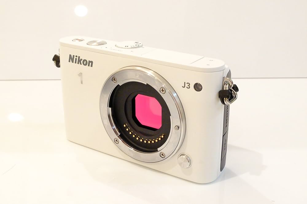 Amazon | Nikon ミラーレス一眼 Nikon 1 J3 ボディー ホワイト N1J3WH